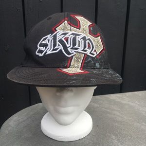 SKIN INDUSTRIES HAT